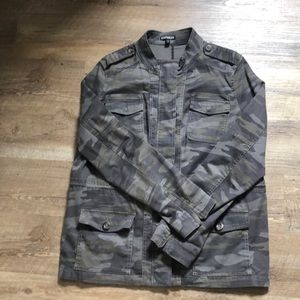 [EXPRESS] Camo Cargo Jacket